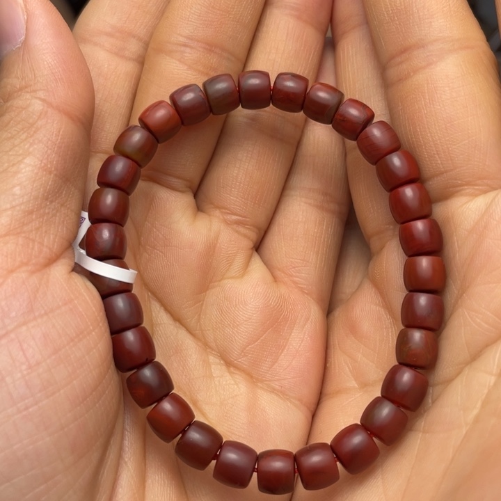 南红玛瑙手串7未镶嵌?****_