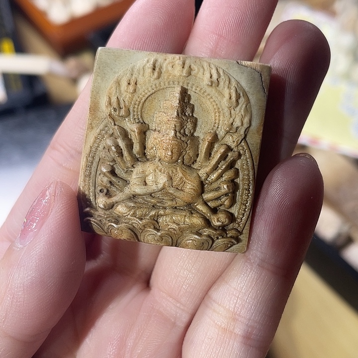 泥塑不打孔联系客服