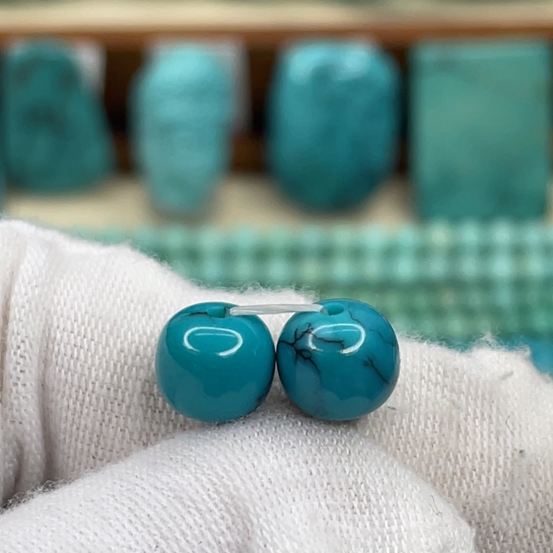 @***健绿松石未镶嵌挂件