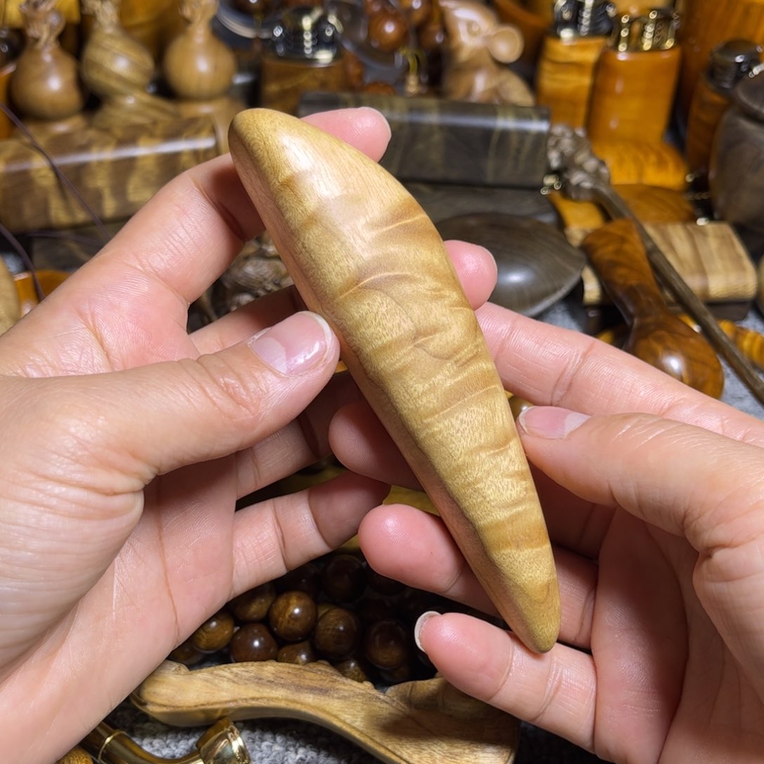 金丝楠随型手把小叶