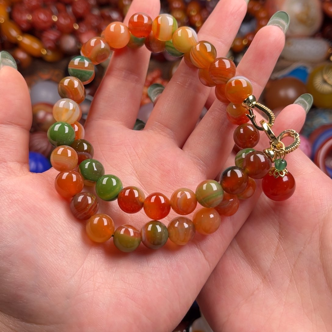 玛瑙/玉髓颈饰未镶嵌