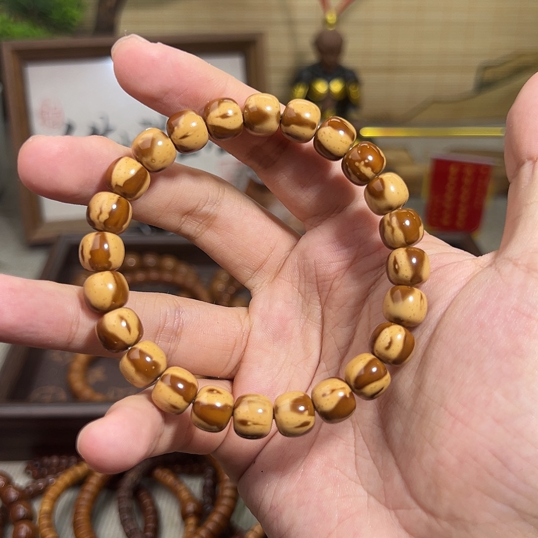 G***.紫金鼠手串花皮老邢