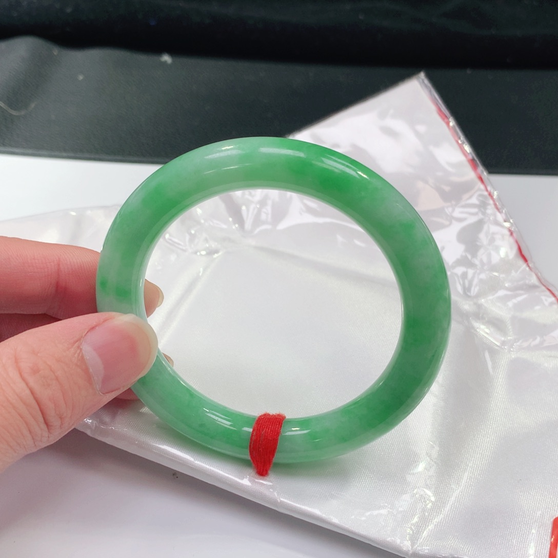 未镶嵌手镯翡翠707