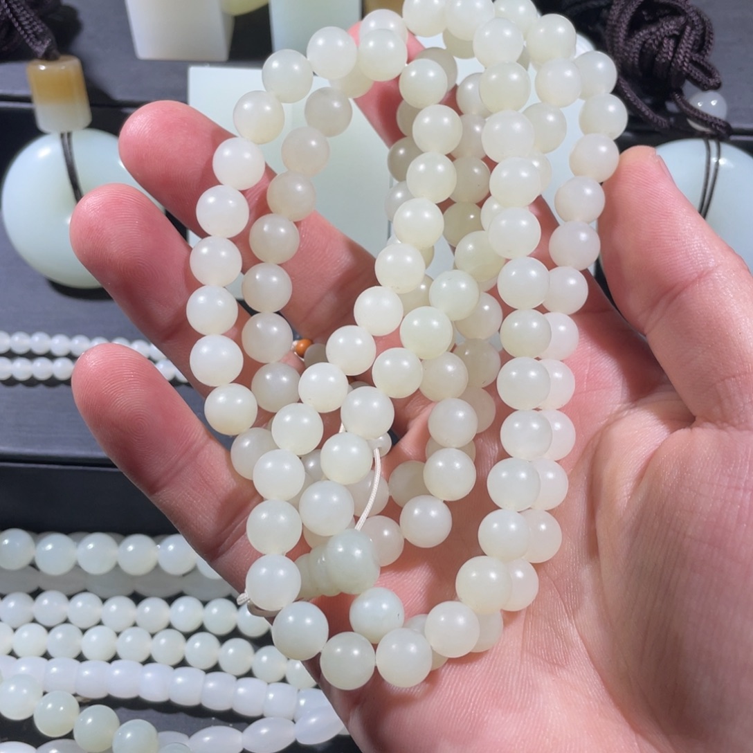 雷***和田玉未镶嵌吊坠(不含链)卡8项链