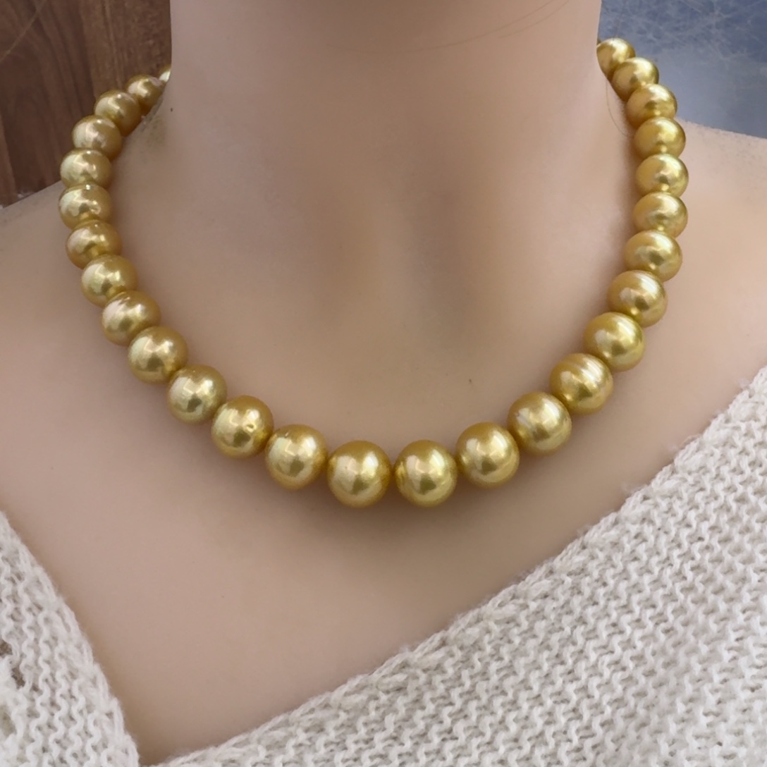 未镶嵌海水珍珠颈饰