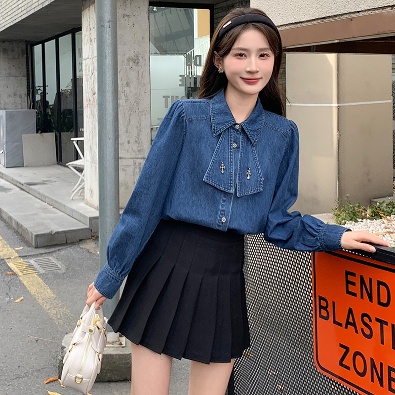衬衫上衣衬衣长袖牛仔蓝色小众设计感春秋显瘦气质高腰短款时尚