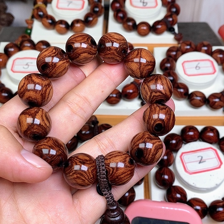 【闪购商品】黄花梨/降香黄檀g****c2.0紫油梨手串