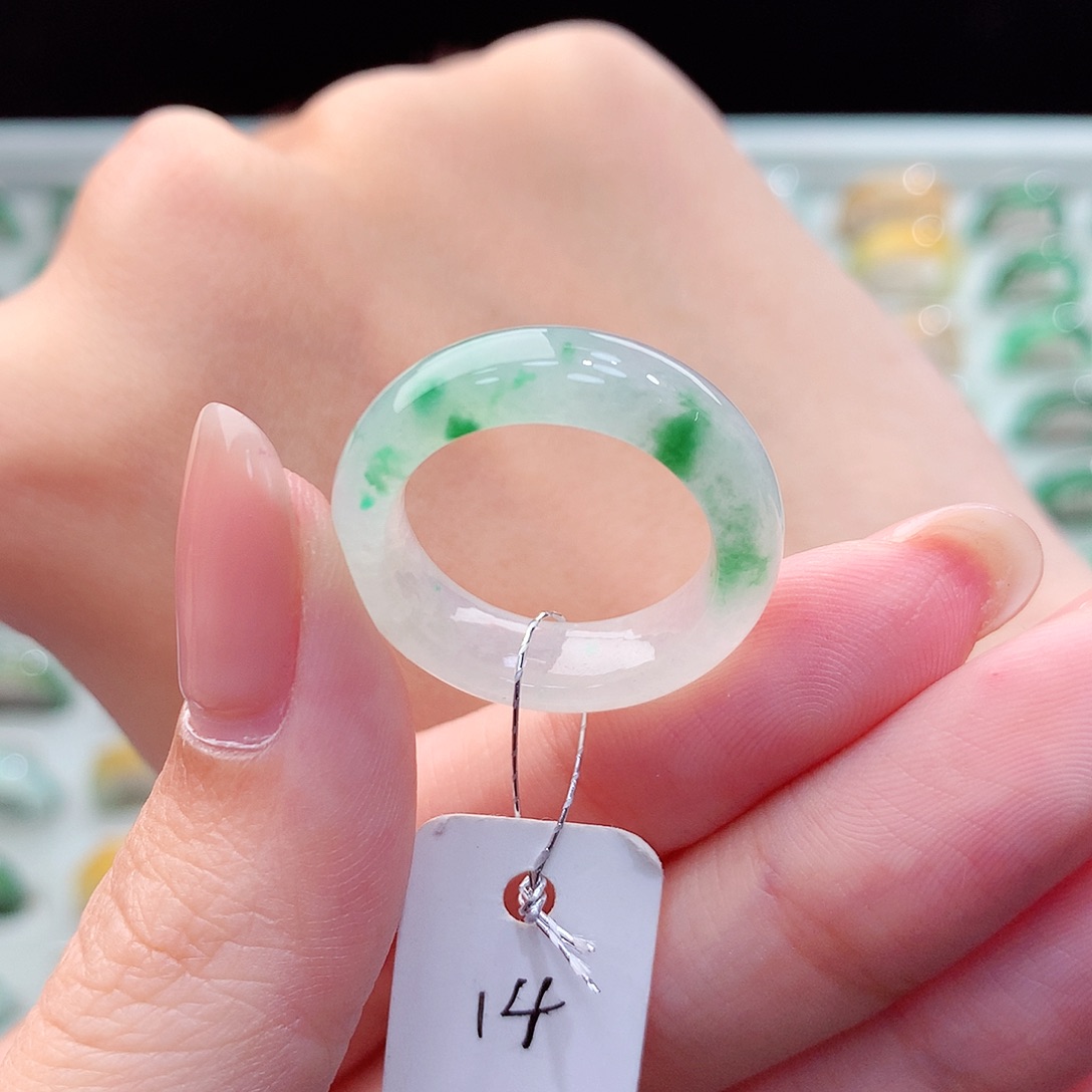 翡翠戒指未镶嵌14号