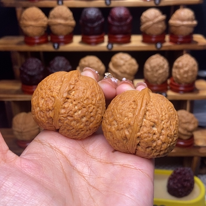 文玩核桃吊坠鸿鹄20