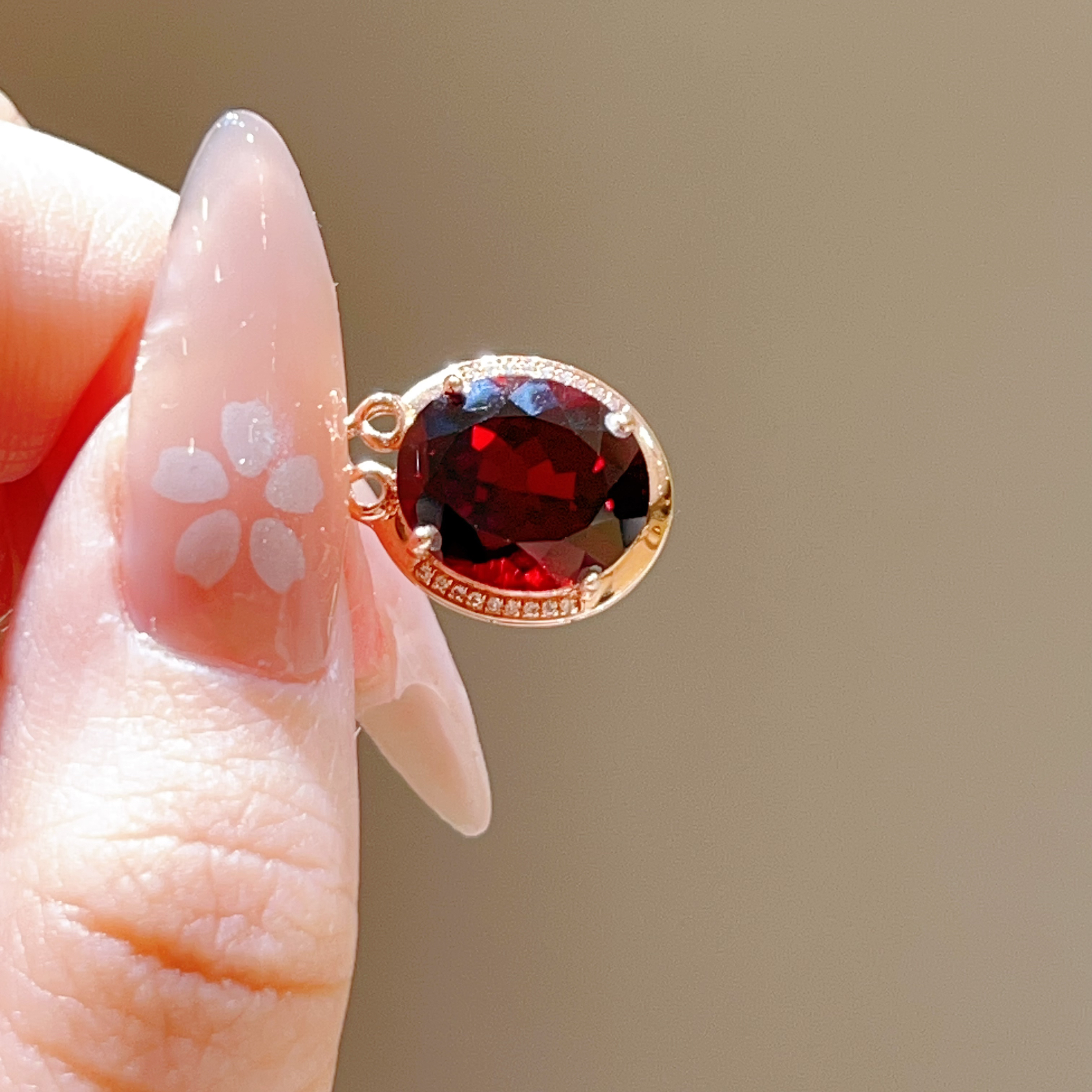 6.00ct 18K玫瑰金镶嵌石榴石吊坠 2150