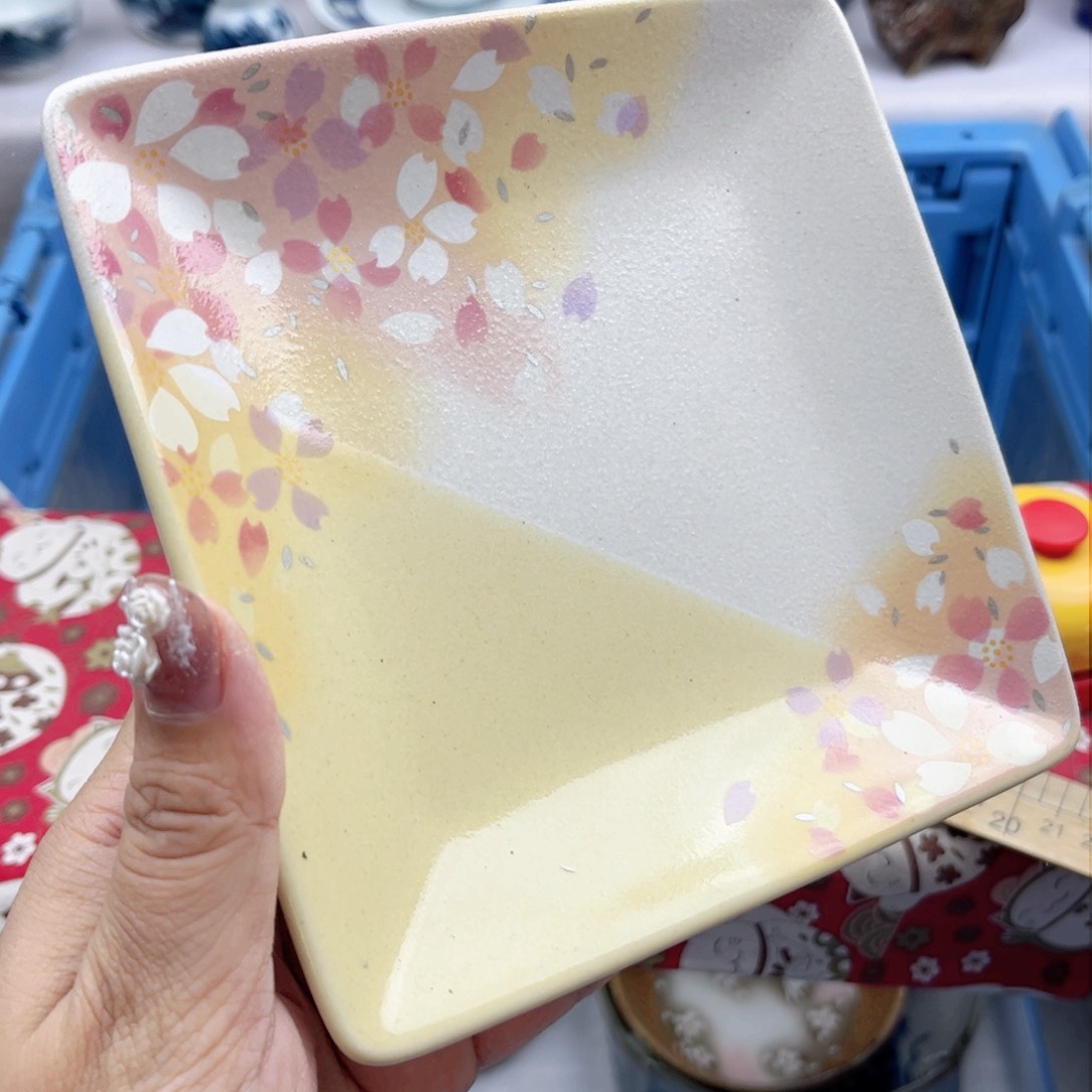 瓷片999 欢迎光临美桃儿～