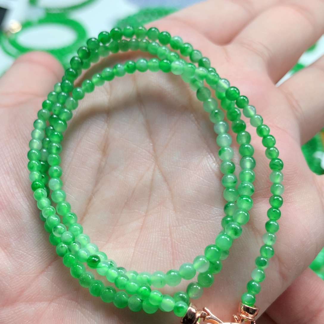 翡翠未镶嵌手链翡翠