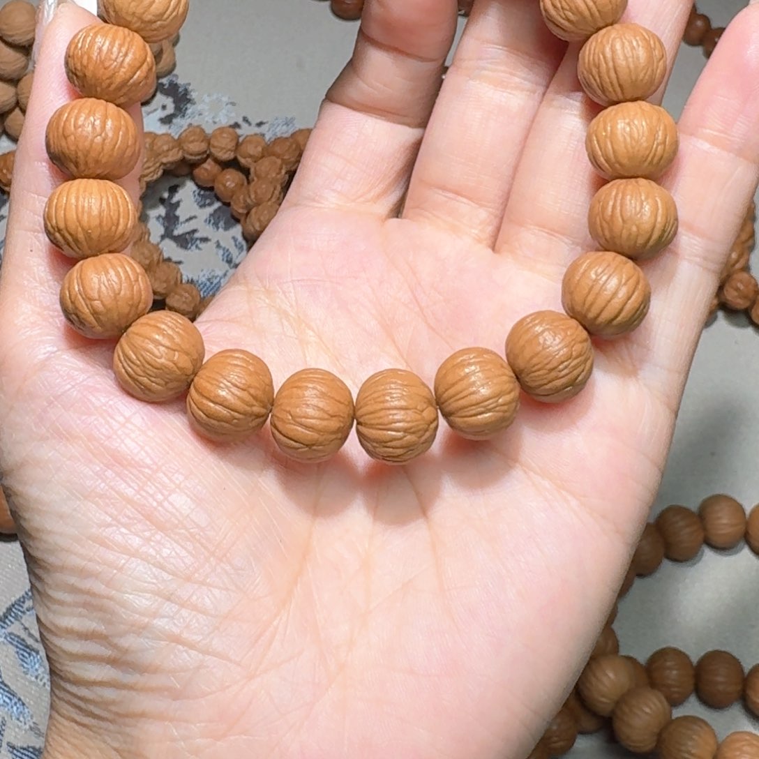 ?****哥原皮原色原生态三围同尺土豪 12+