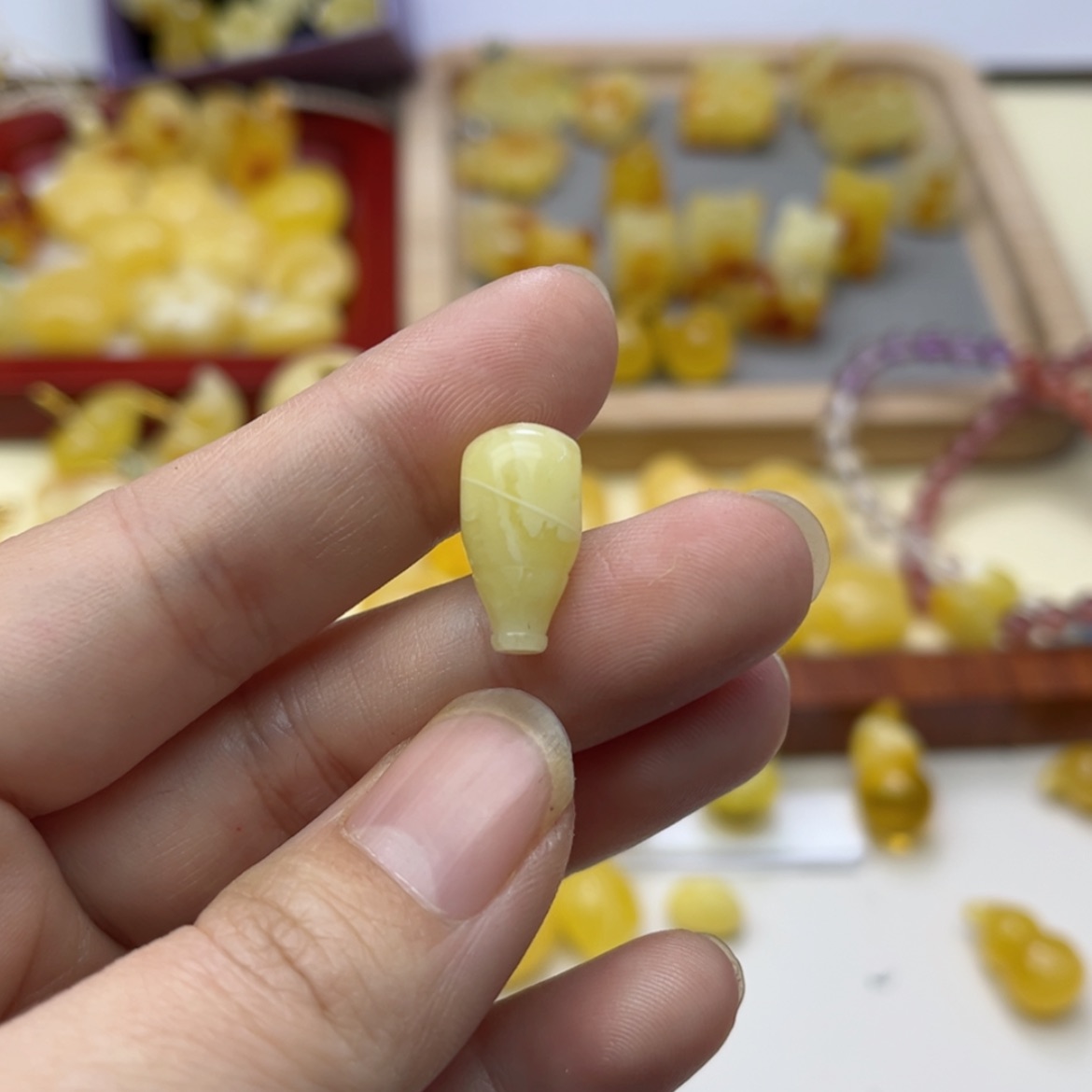 【闪购商品】蜜蜡裸石未镶嵌配饰