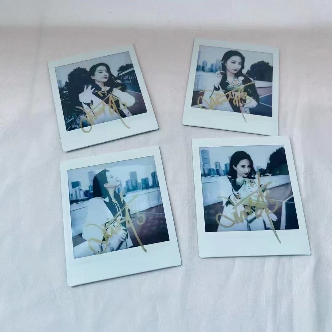 刘亦菲拍立得亲笔签名