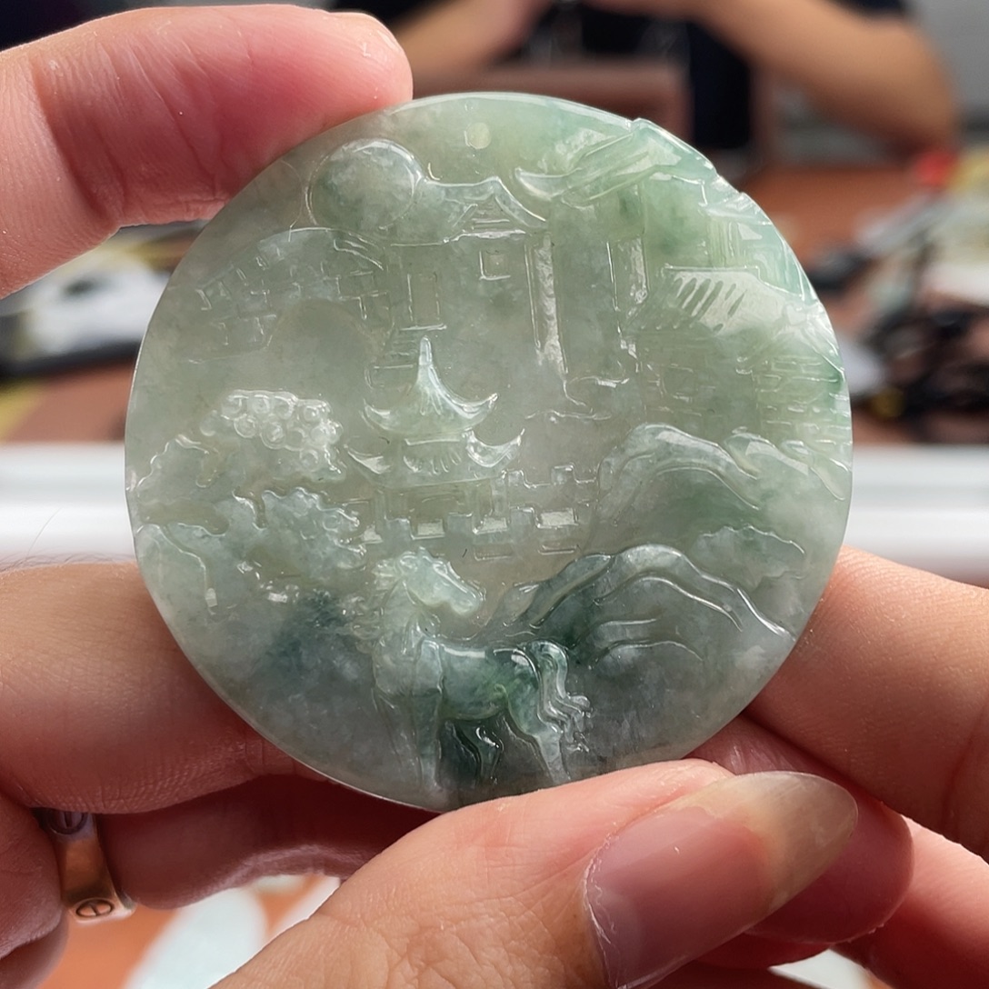 翡翠未镶嵌颈饰翡翠