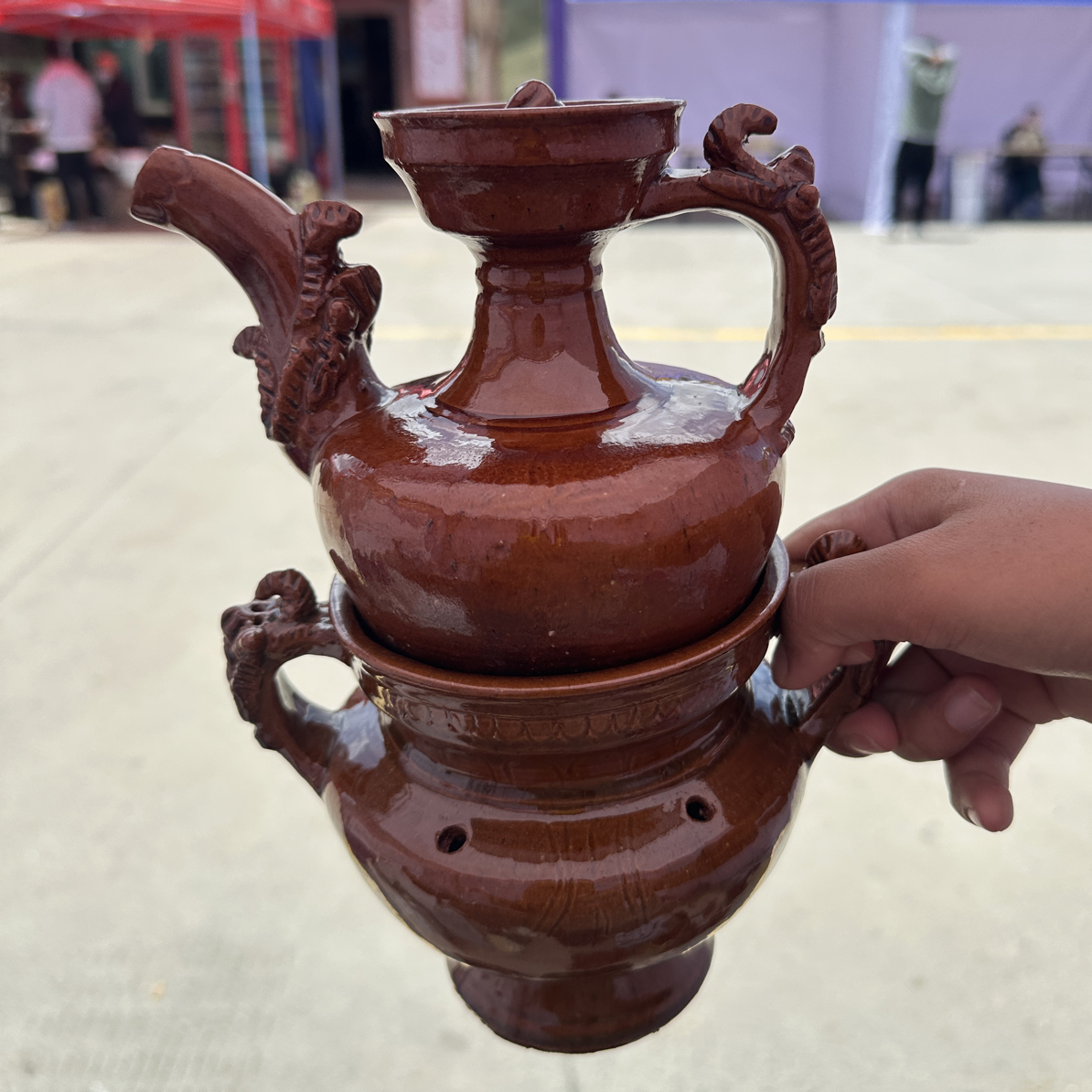 西藏自治区扎囊县杂语村手工陶瓷