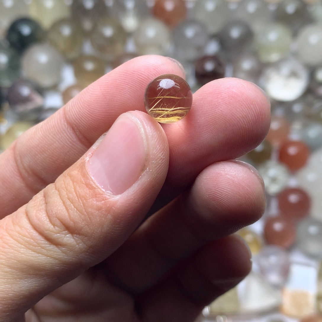 水晶珠宝半成品未镶嵌发晶球