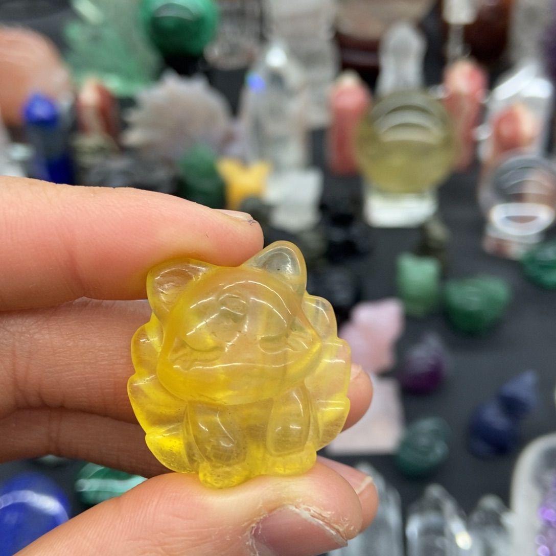 余***笑未镶嵌水晶珠宝半成品