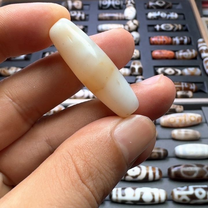 未镶嵌玛瑙/玉髓珠宝半成品