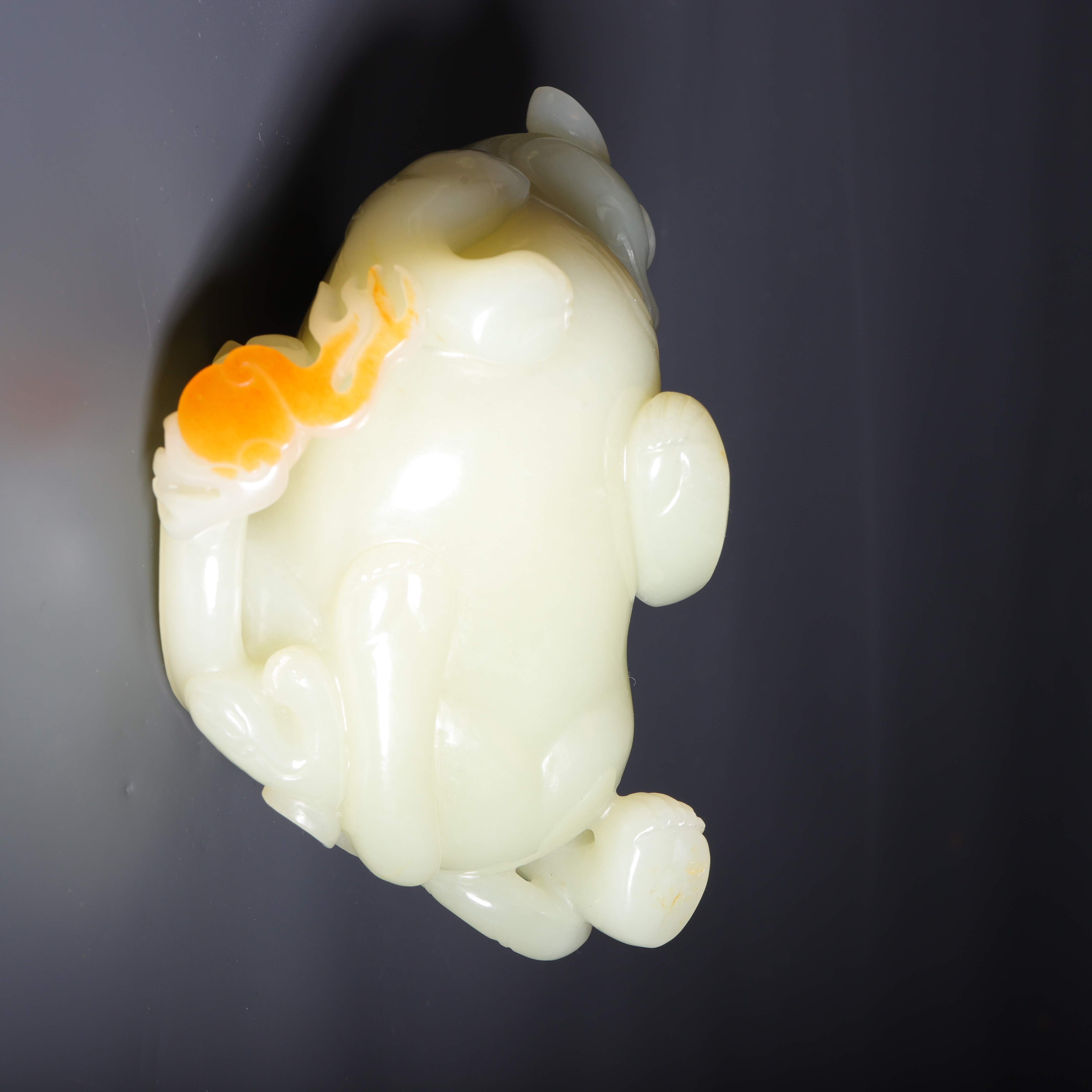 清和田玉螭虎摆件