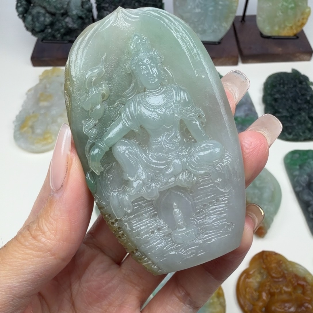 定制翡翠未镶嵌水月观音