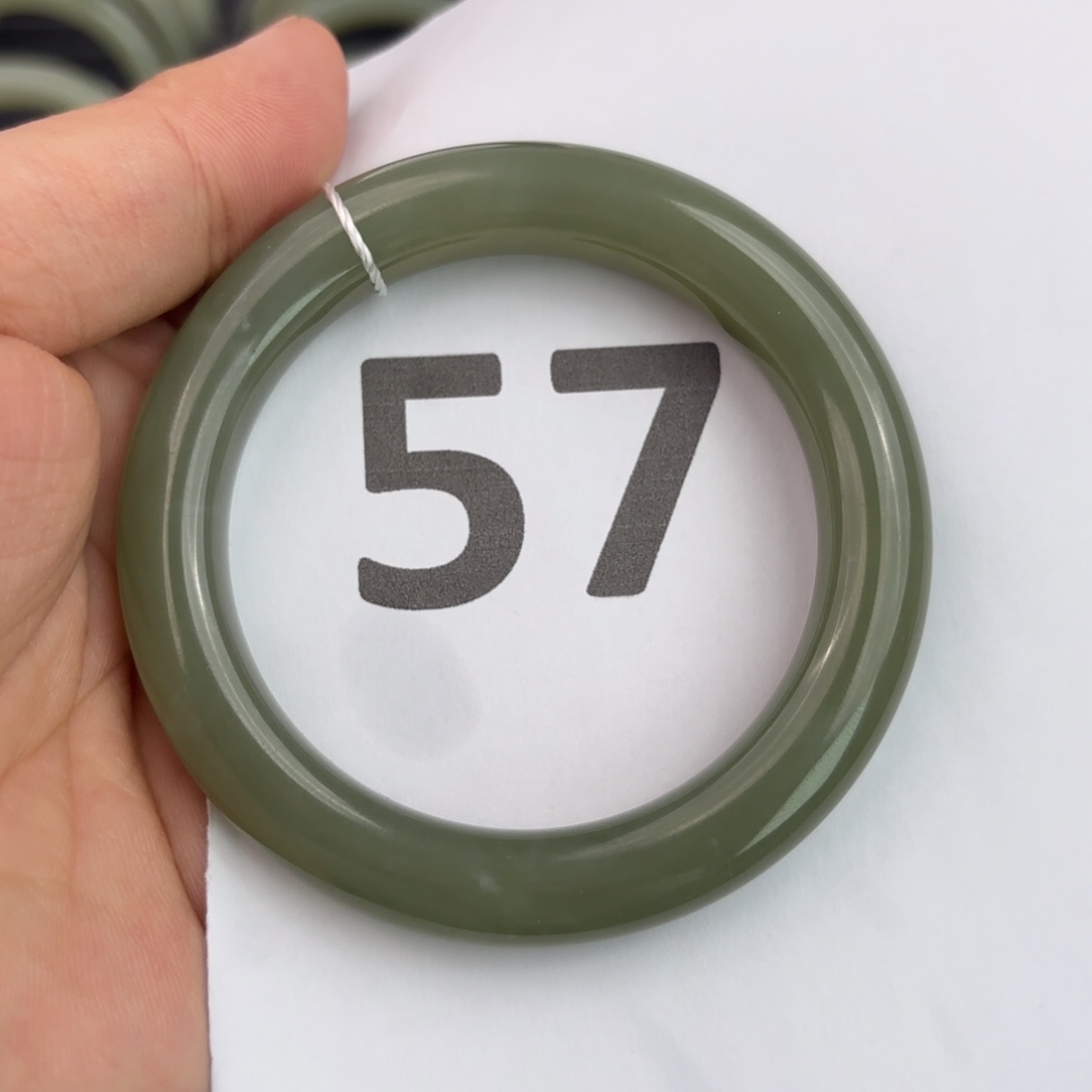 未镶嵌手镯和田玉3