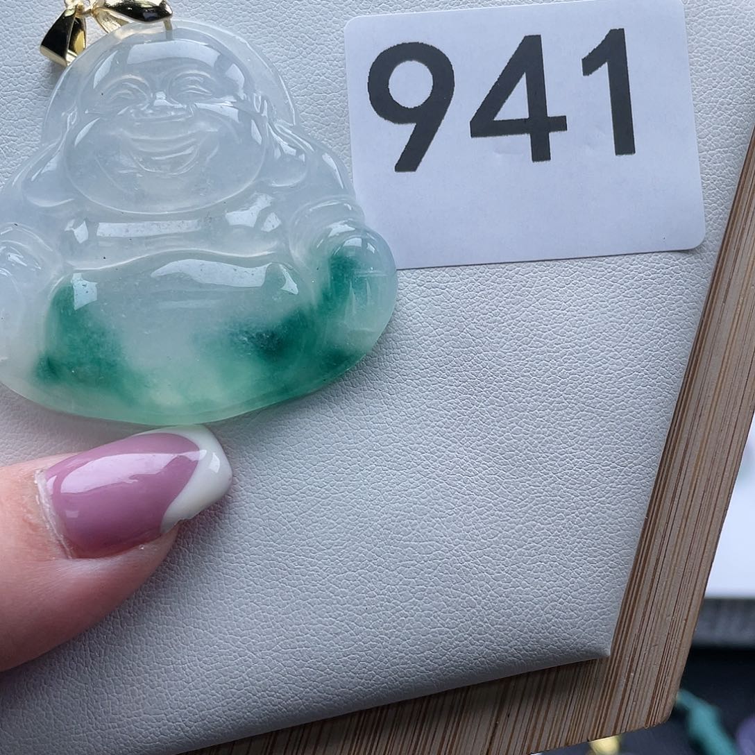 翡翠吊坠(赠链)未镶嵌