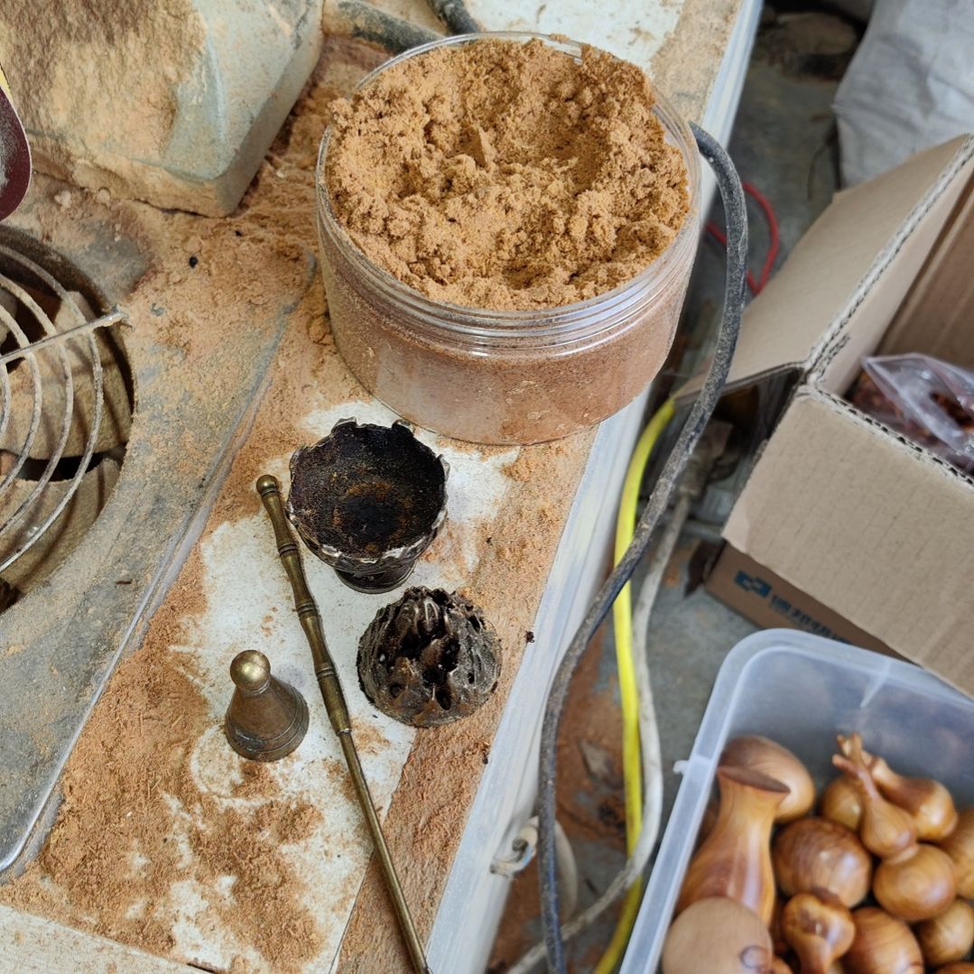 粉一盒加工具，黑油陈华料粉