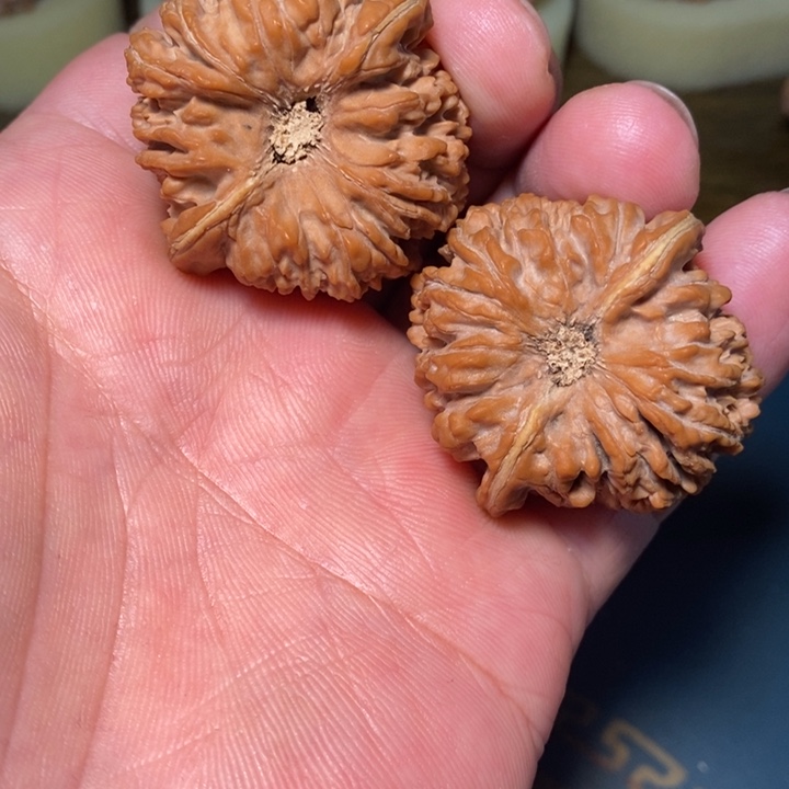 欧***米吊坠文玩核桃文玩核桃137