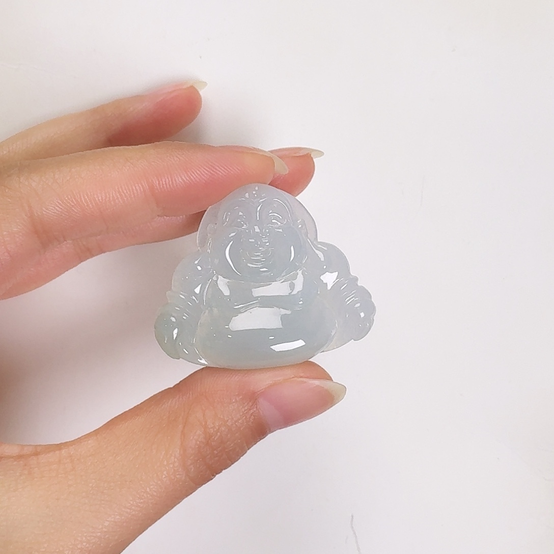 翡翠颈饰未镶嵌佛公