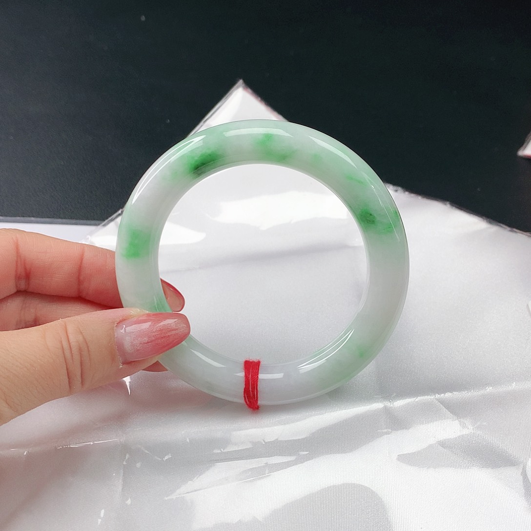 翡翠手镯未镶嵌翡翠030