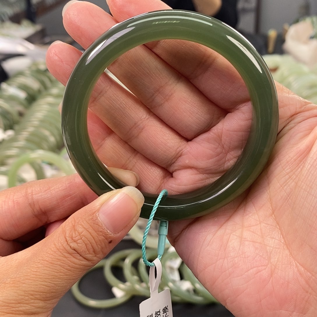 和田玉 和田玉手镯57未镶嵌