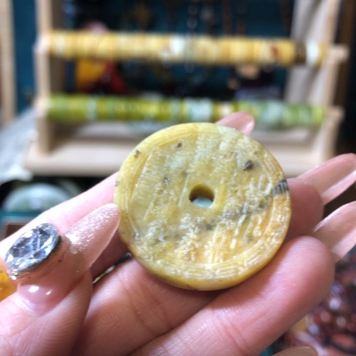 岫玉岫玉挂件未镶嵌