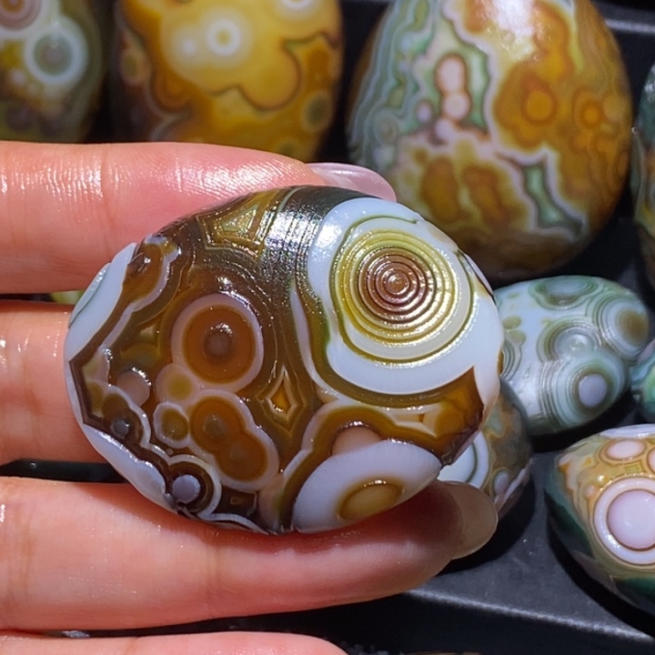 玛瑙/玉髓未镶嵌珠宝奇石6