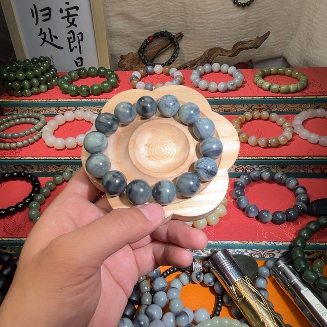 和田玉手链未镶嵌