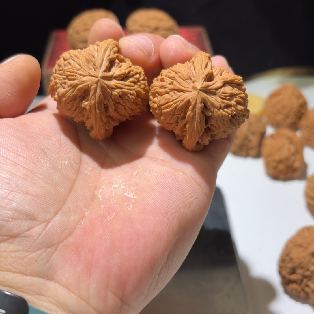 文玩核桃吊坠缘*涿鹿南将有黄凹底39