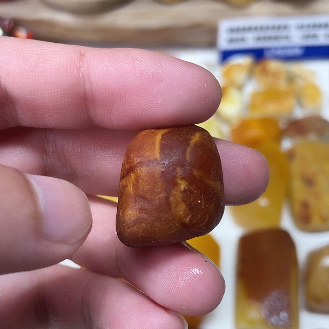 定制琥珀未镶嵌原矿琥珀