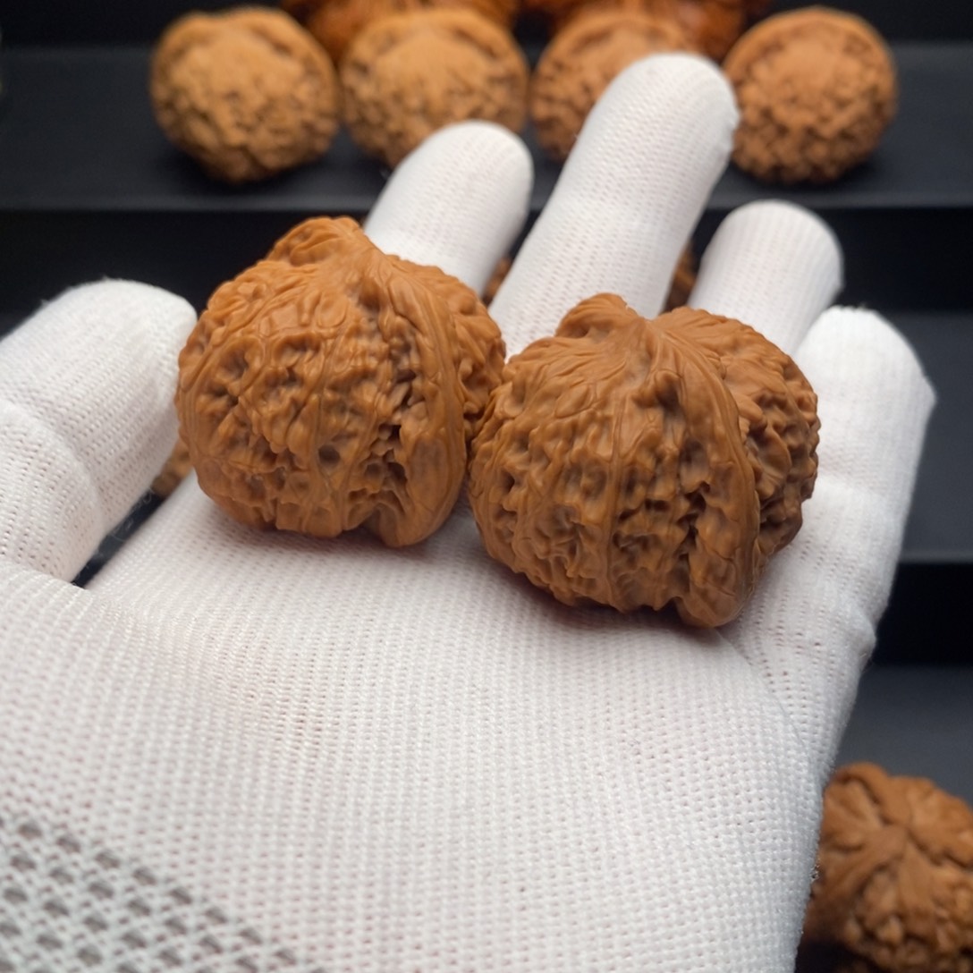 文玩核桃把件鱼*头核老闷