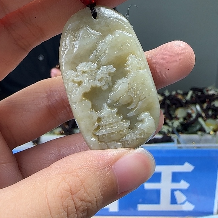 颈饰未镶嵌和田玉