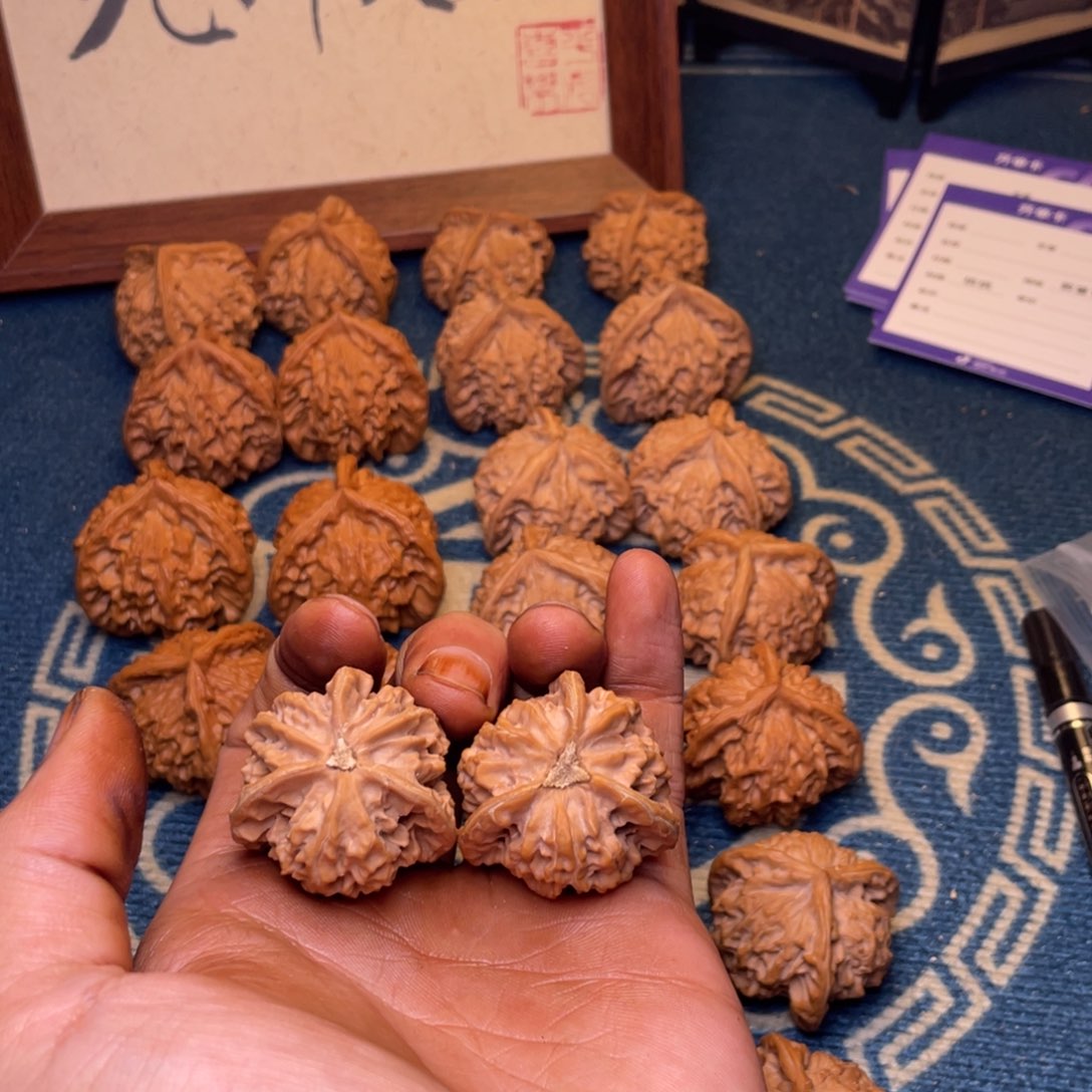 把件文玩核桃凯****.盘山35