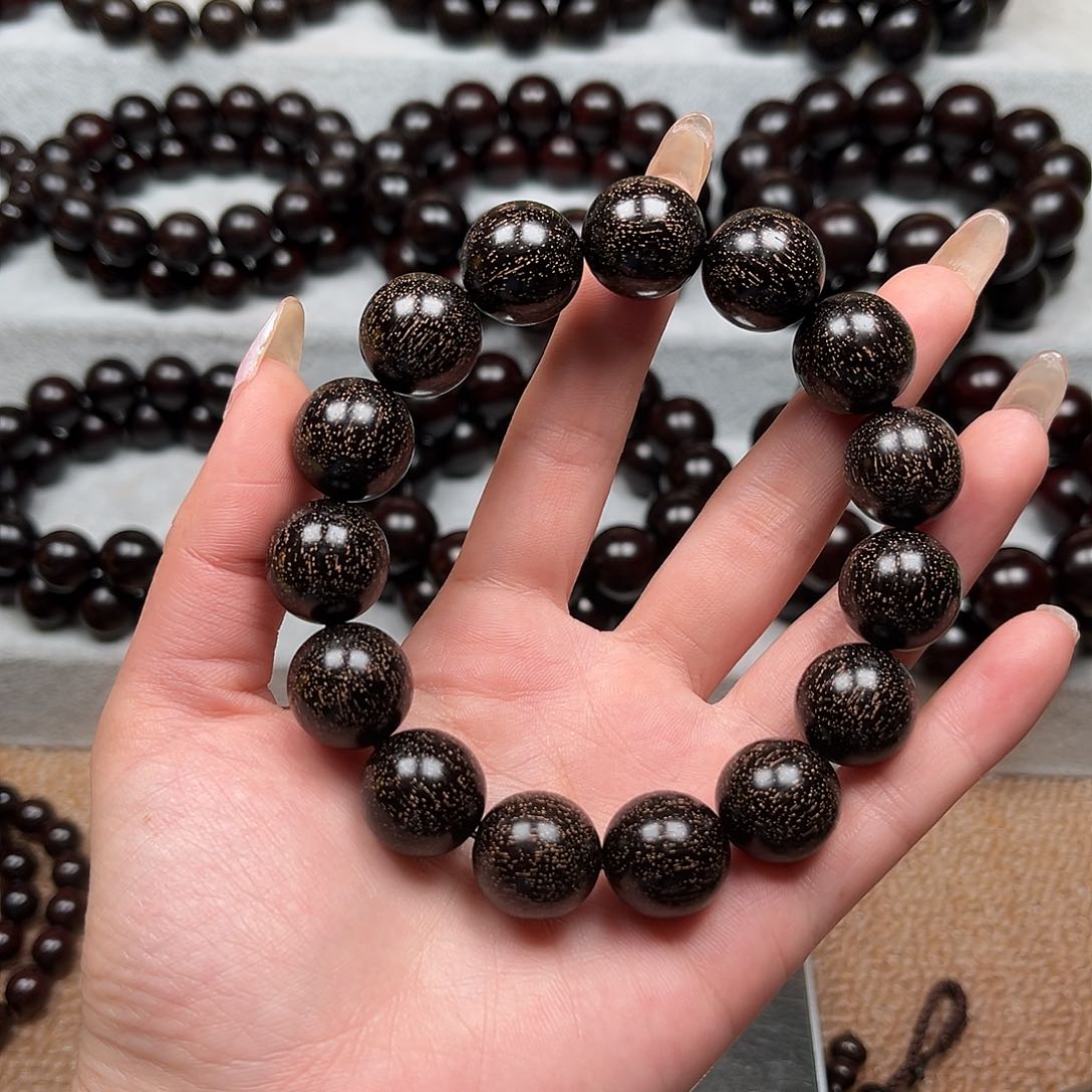 檀香紫檀（小叶紫檀）❤**❤