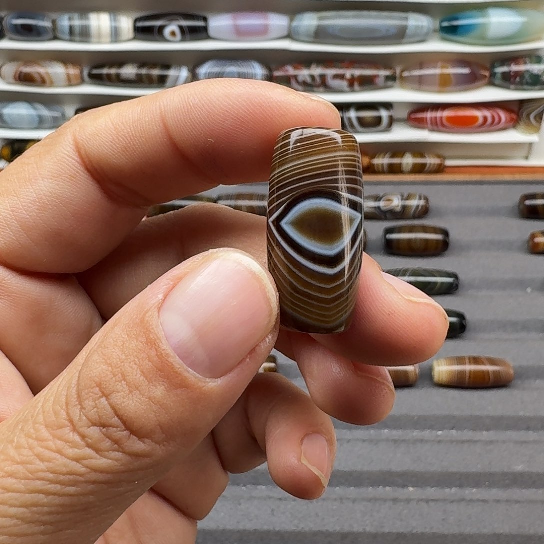 石***动玛瑙/玉髓合金珠宝半成品