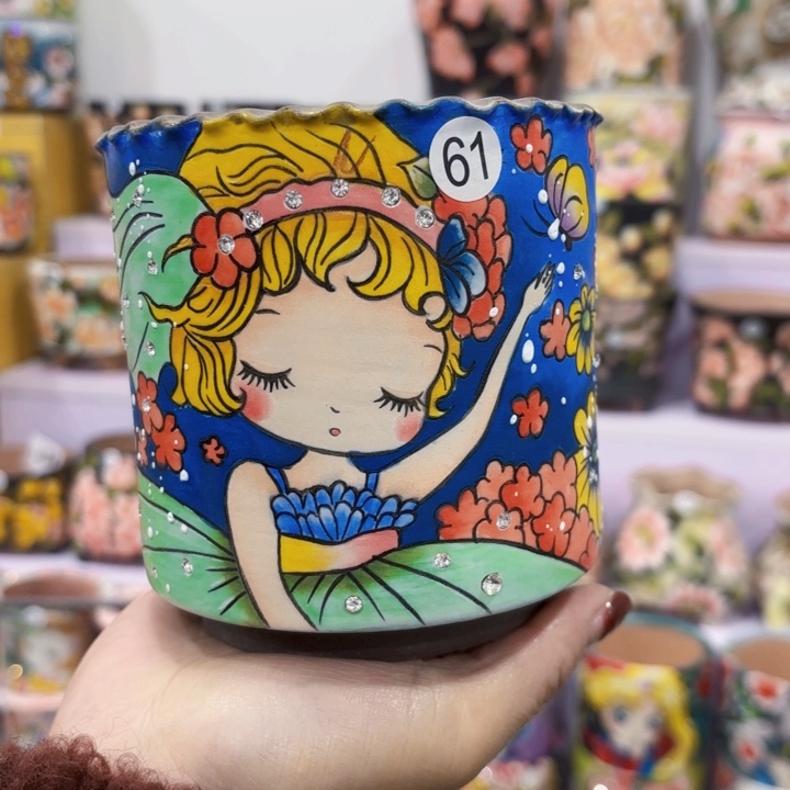 红陶内扣9.5高11左右