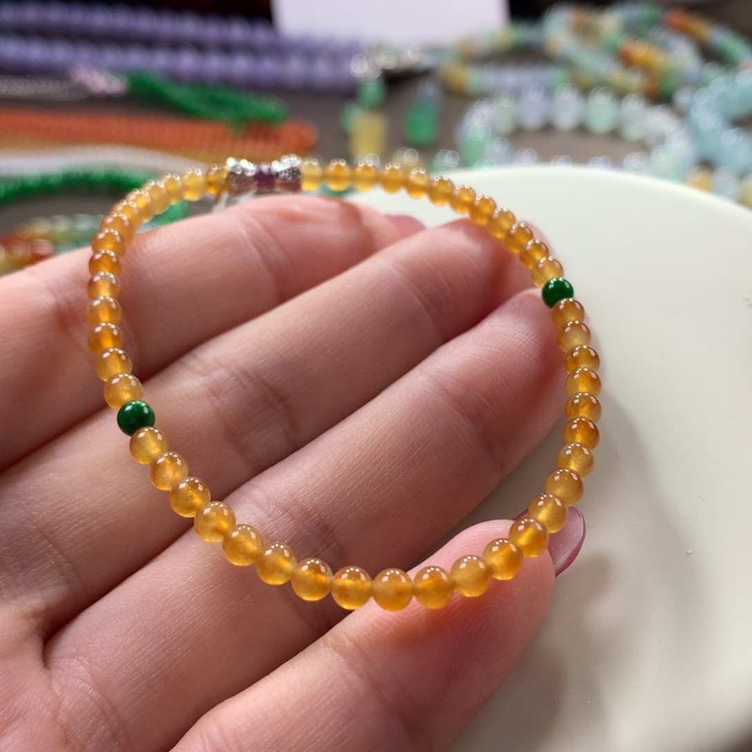 翡翠手链未镶嵌翡翠冰黄翡小米珠卡3+