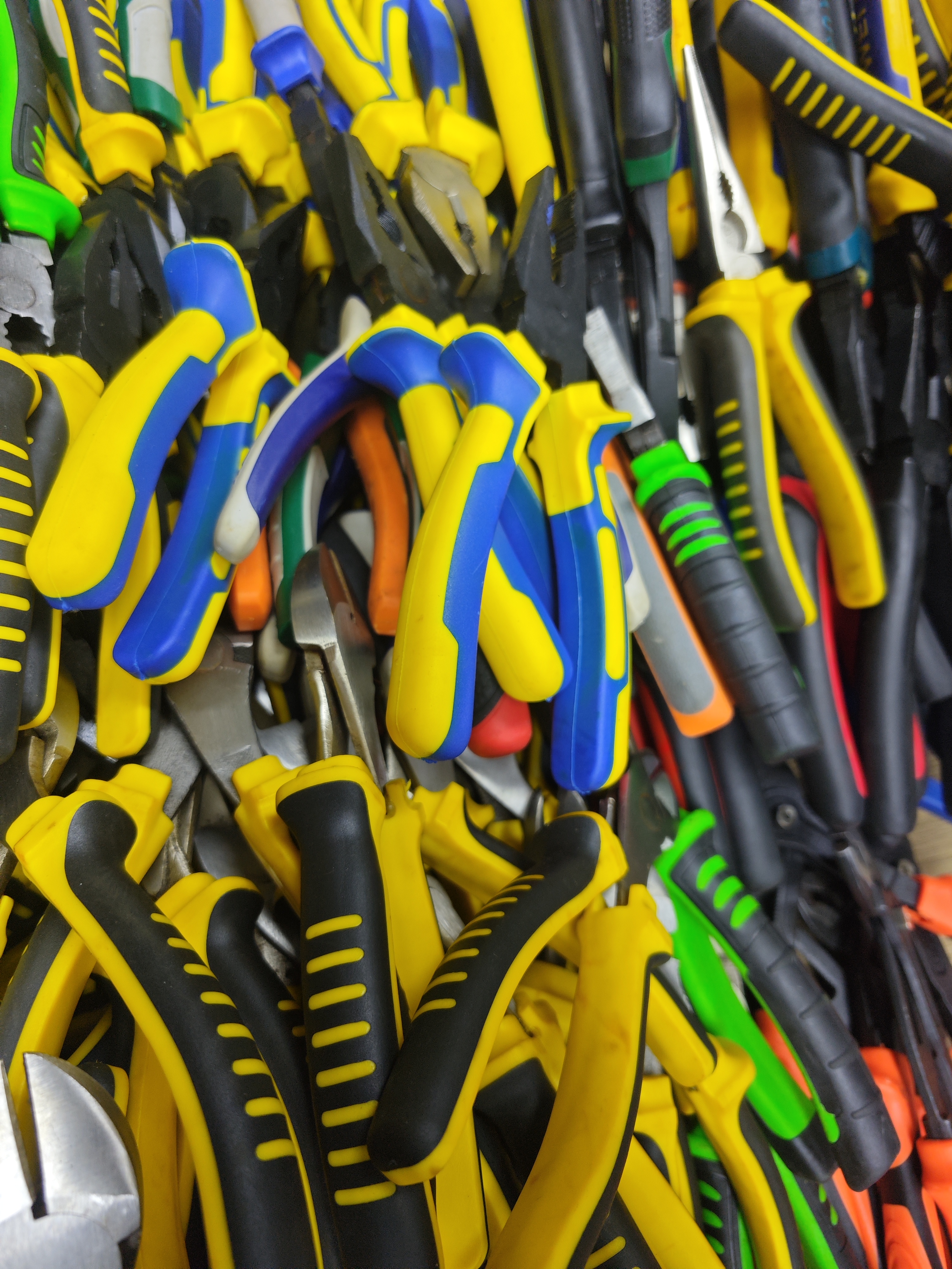 502号   五金工具商品杂款以直播间为准按斤称介意者勿拍