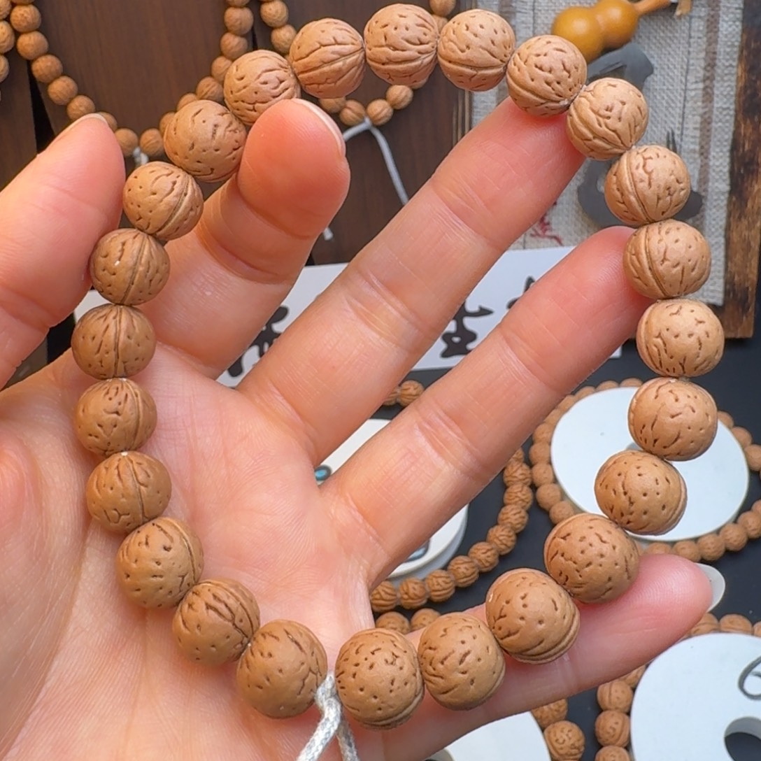 手串桃核11➕脐中脐手持