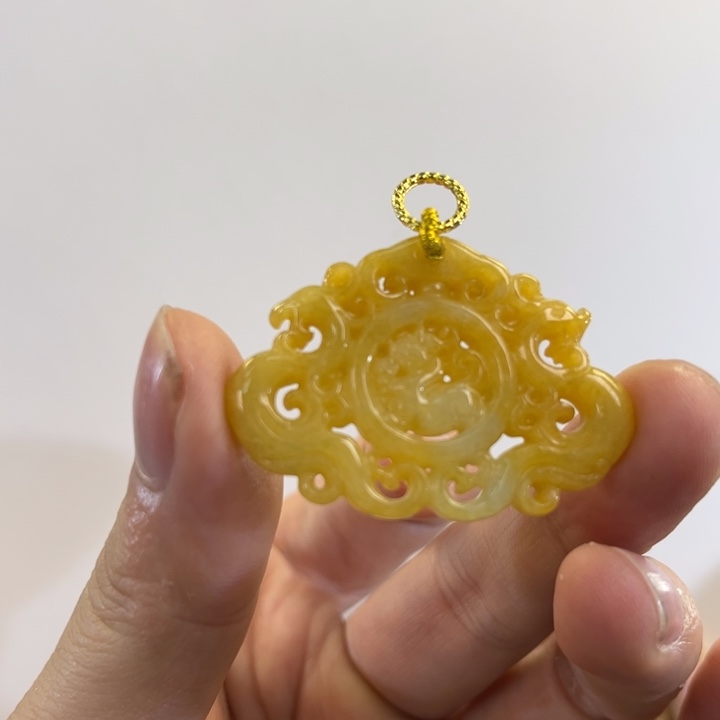 翡翠吊坠(赠链)未镶嵌代编织