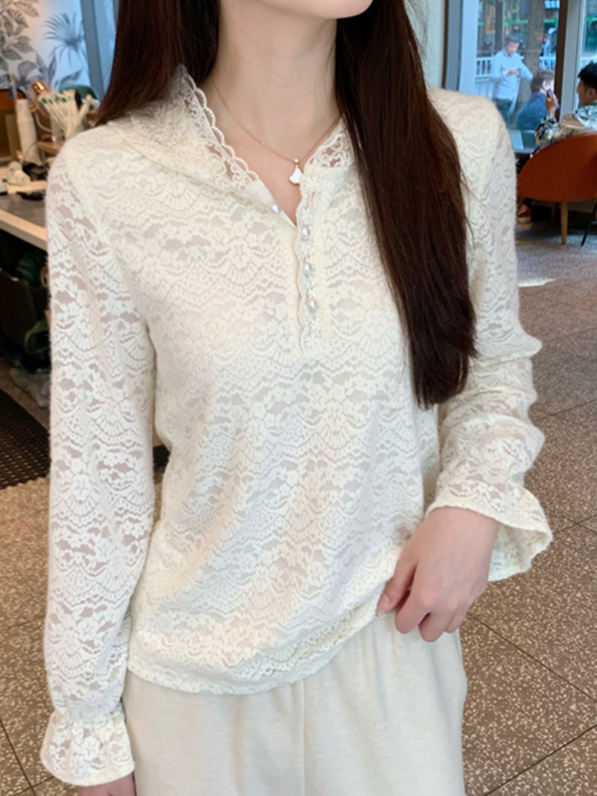 法式重工连帽长袖蕾丝衫女春秋2025新款独特超好看内搭打底衫上衣