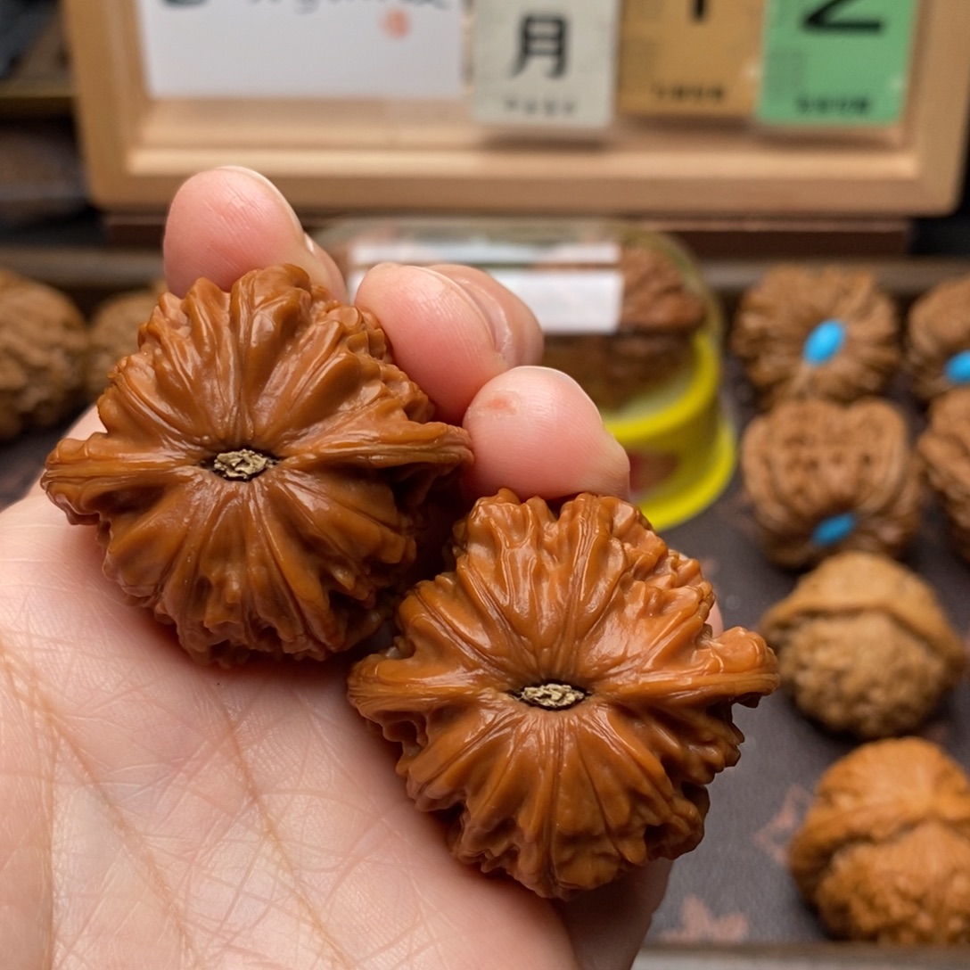 达***溜文玩核桃把件磨盘39